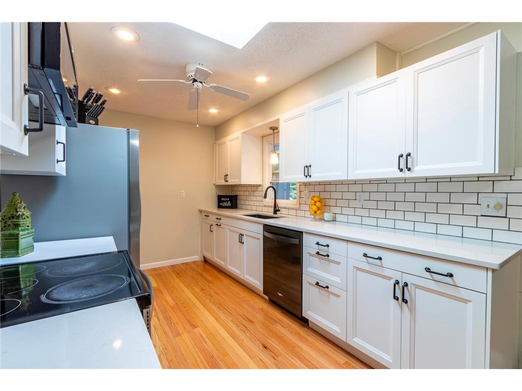 2717 Terrace Drive, Burnsville, MN 55337 MLS 6257436 Edina Realty