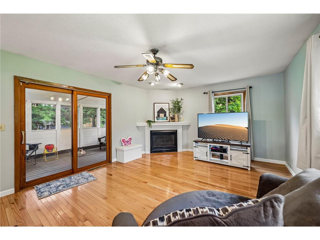 2717 Terrace Drive Burnsville MN 55337 7075998 image13