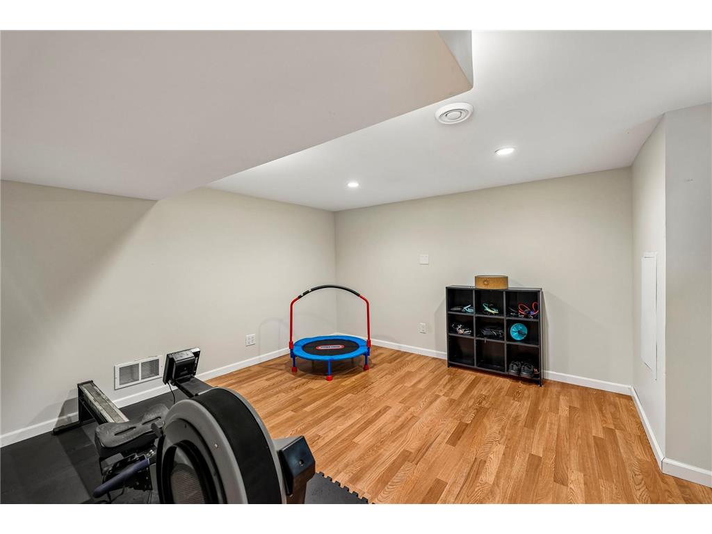 2717 Terrace Drive Burnsville MN 55337 7075998 image28
