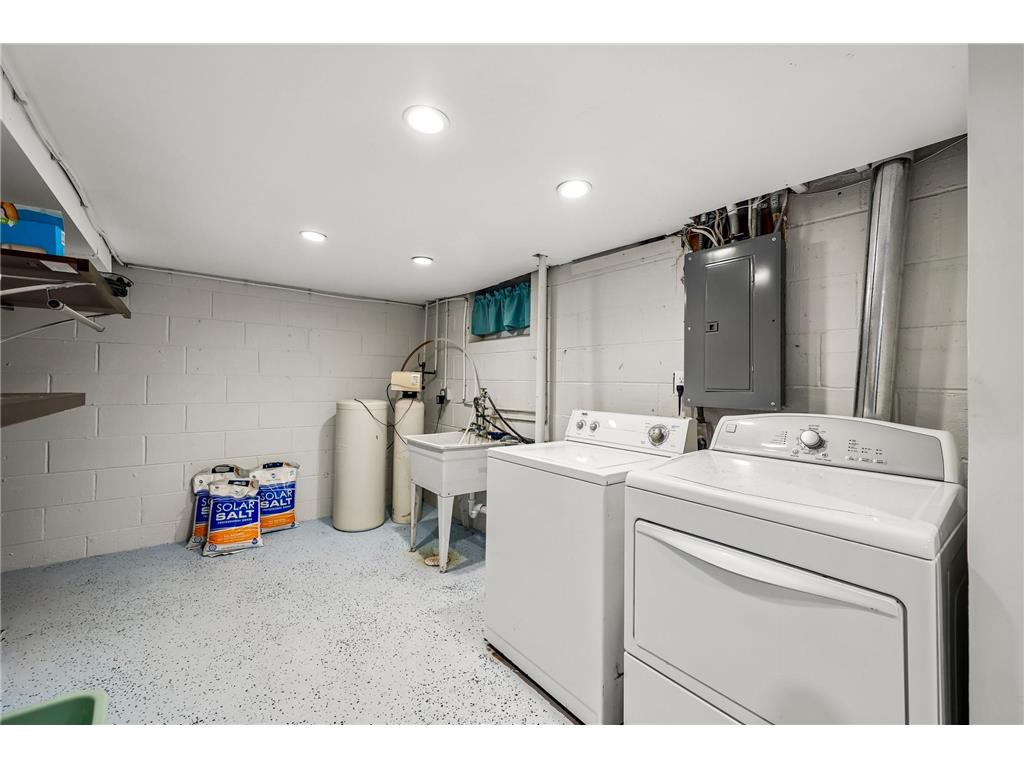 2717 Terrace Drive Burnsville MN 55337 7075998 image34
