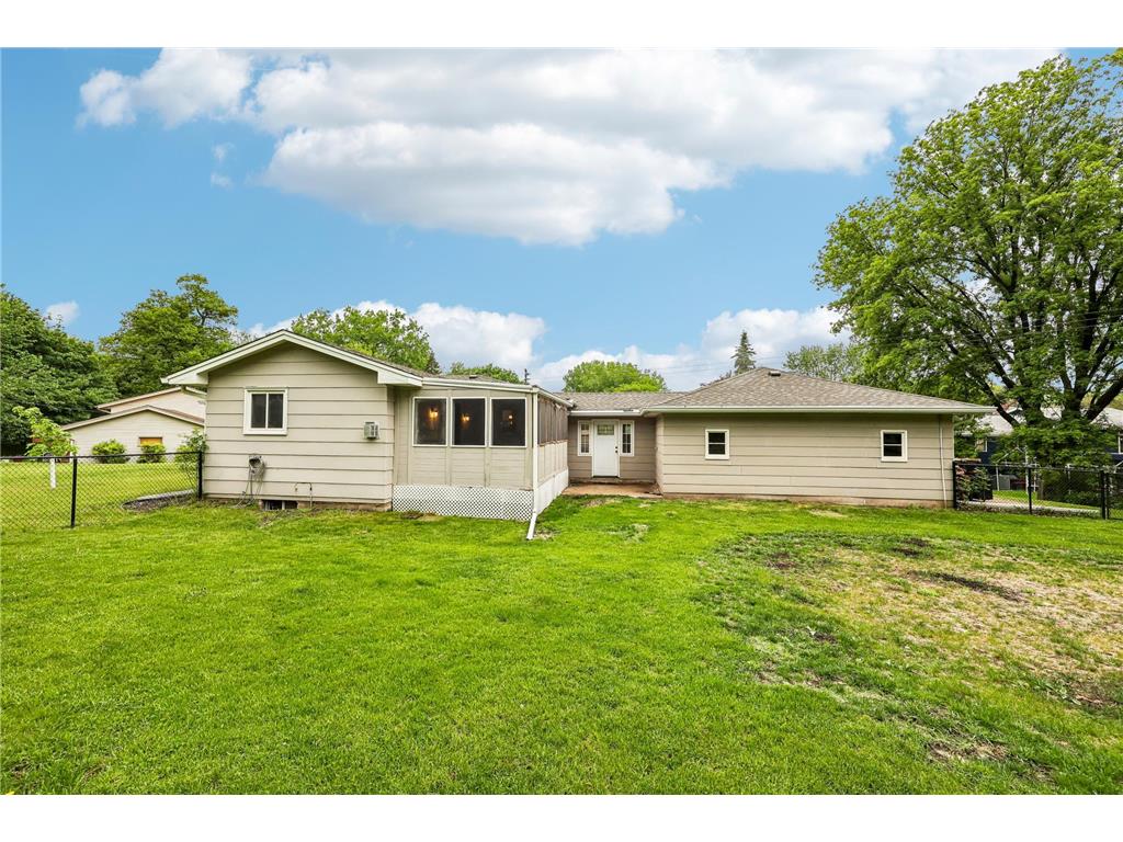 2717 Terrace Drive Burnsville MN 55337 7075998 image42