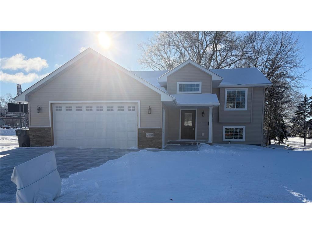 2718 16th Avenue E North Saint Paul MN 55109 7005797 image1