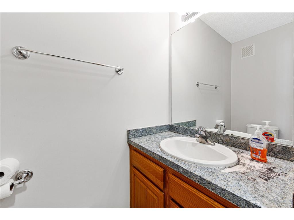 2718 Brockman Court #714 Northfield MN 55057 7011315 image8