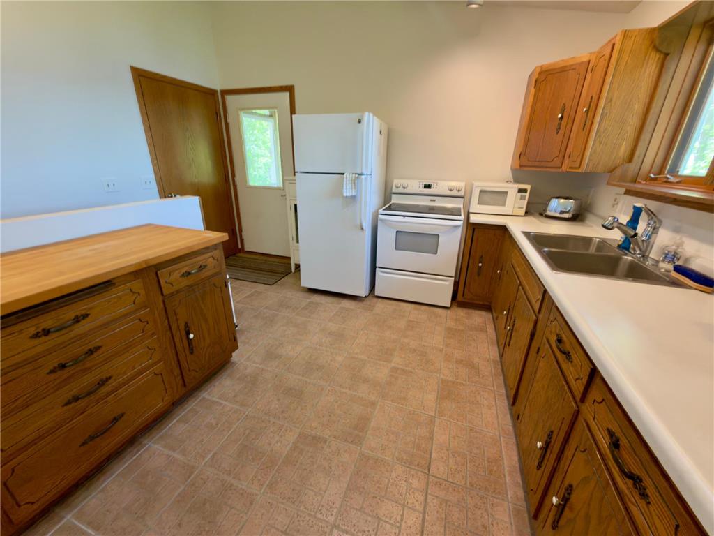 2718 Jenssen Shore Drive Bone Lake Twp WI 54837 - Ward 7080547 image12