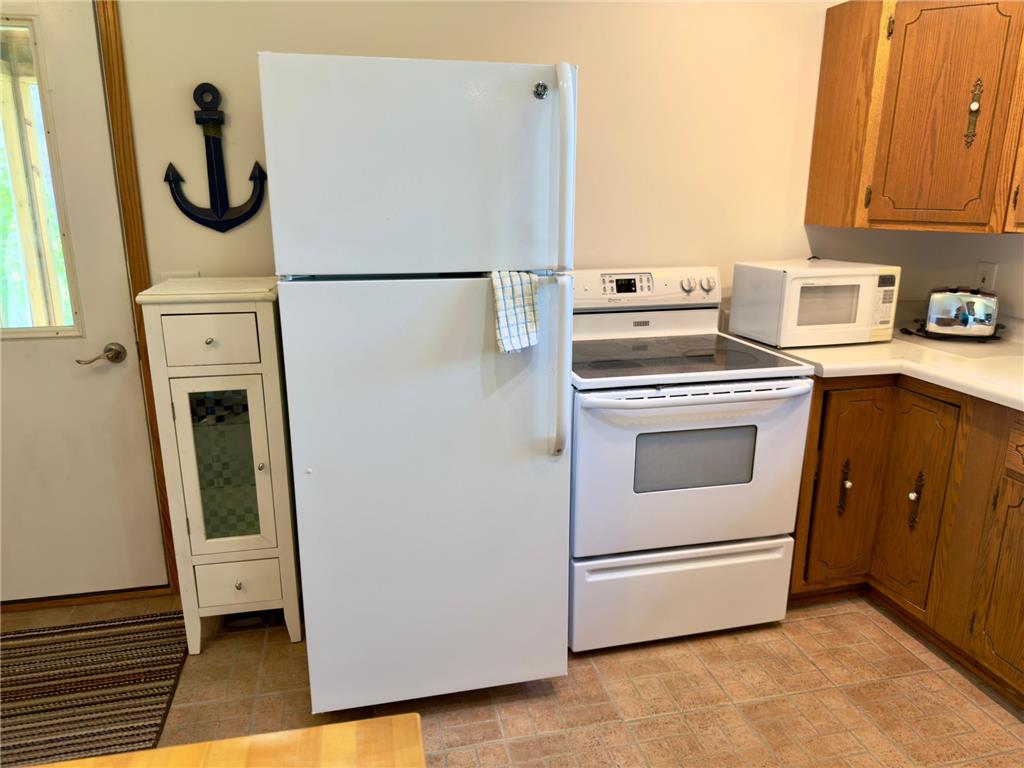 2718 Jenssen Shore Drive Bone Lake Twp WI 54837 - Ward 7080547 image13