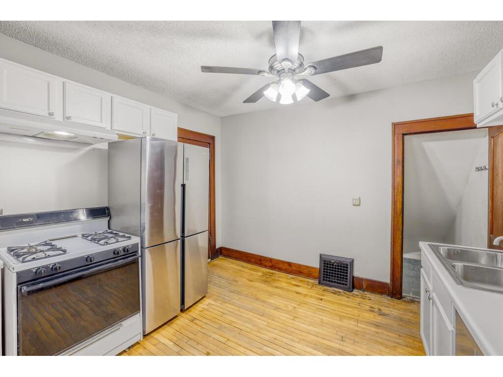 2718 Sheridan Avenue N Minneapolis MN 55411 7016644 image14