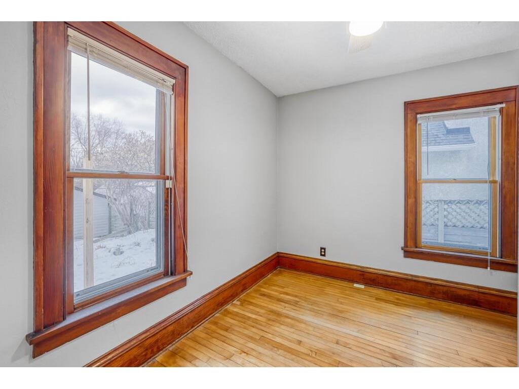 2718 Sheridan Avenue N Minneapolis MN 55411 7016644 image19