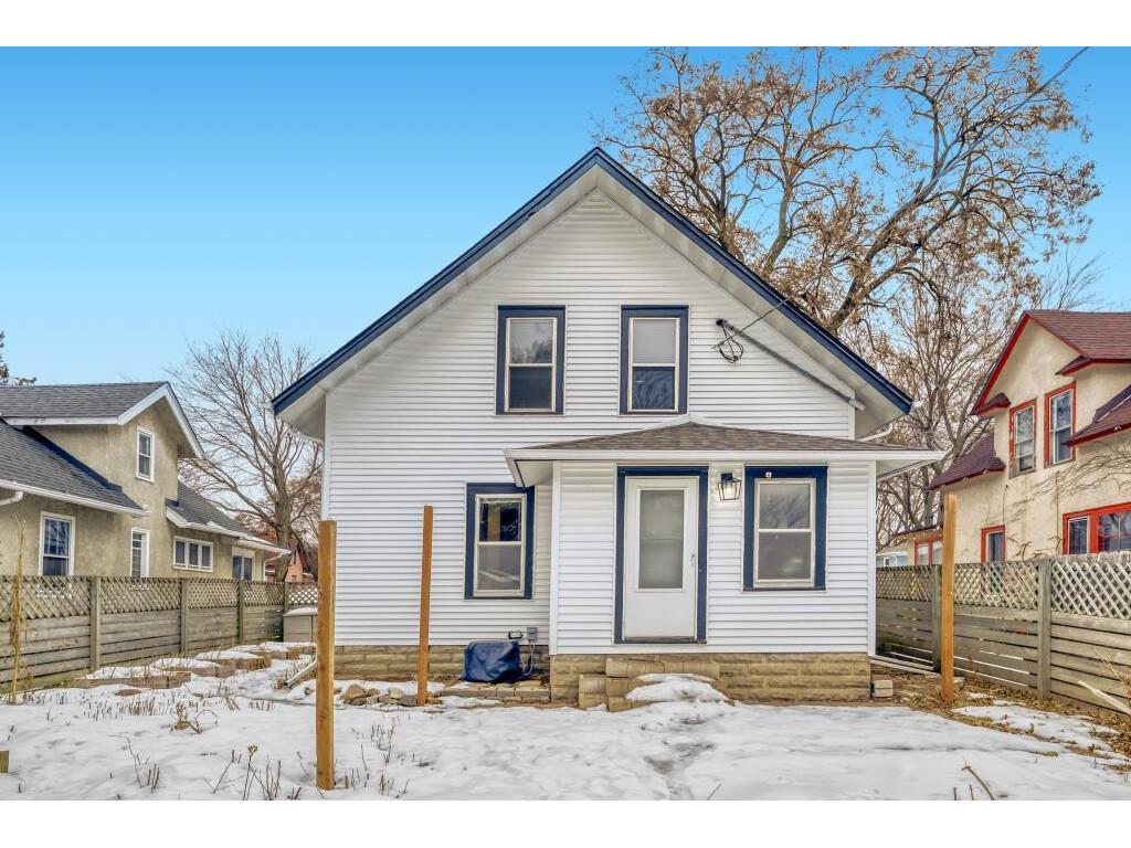 2718 Sheridan Avenue N Minneapolis MN 55411 7016644 image5