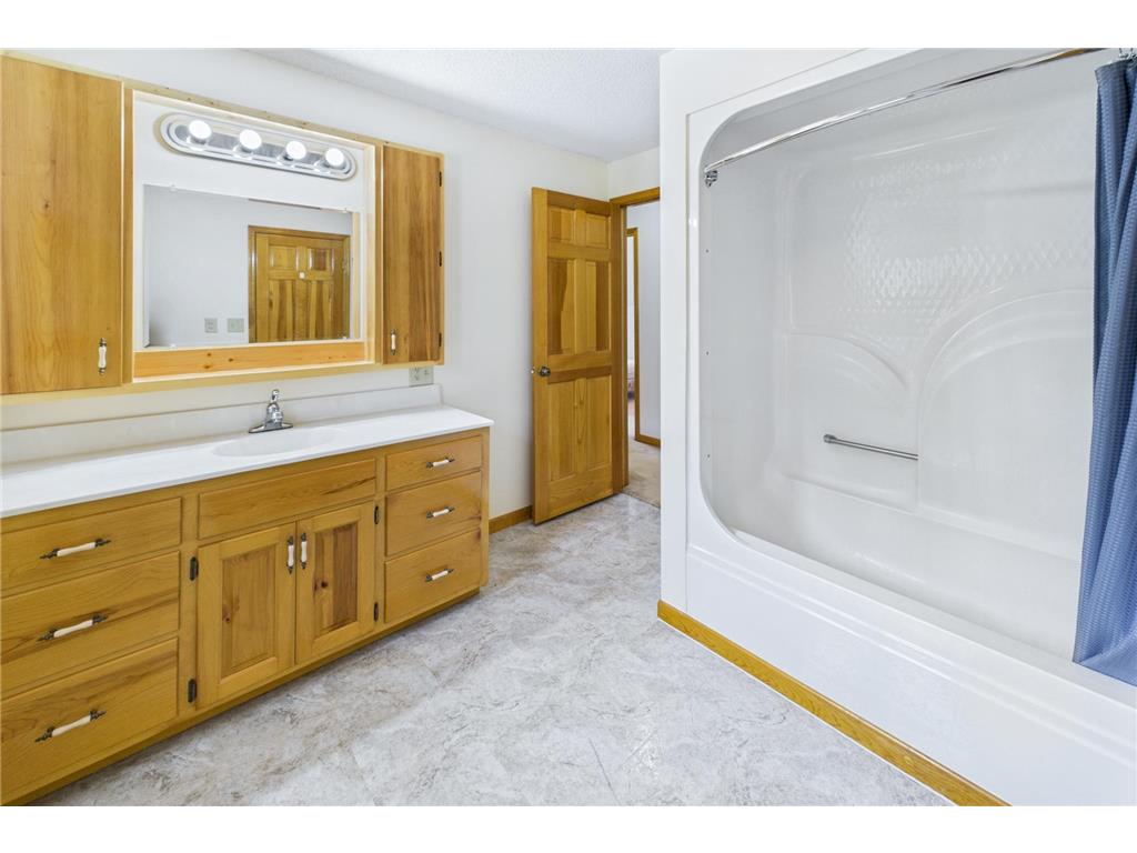 27026 Hoot Owl Drive Merrifield MN 56465 - Upper Mission 7071397 image41