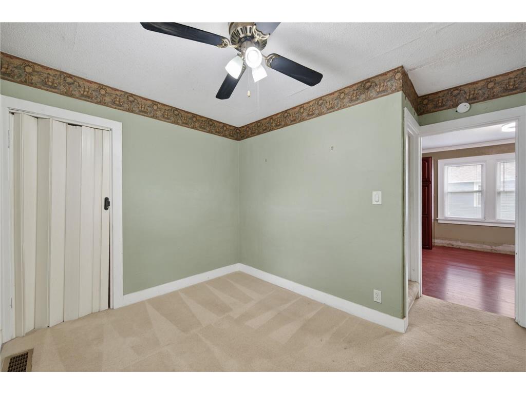 2719 16th Avenue E North Saint Paul MN 55109 7082525 image21