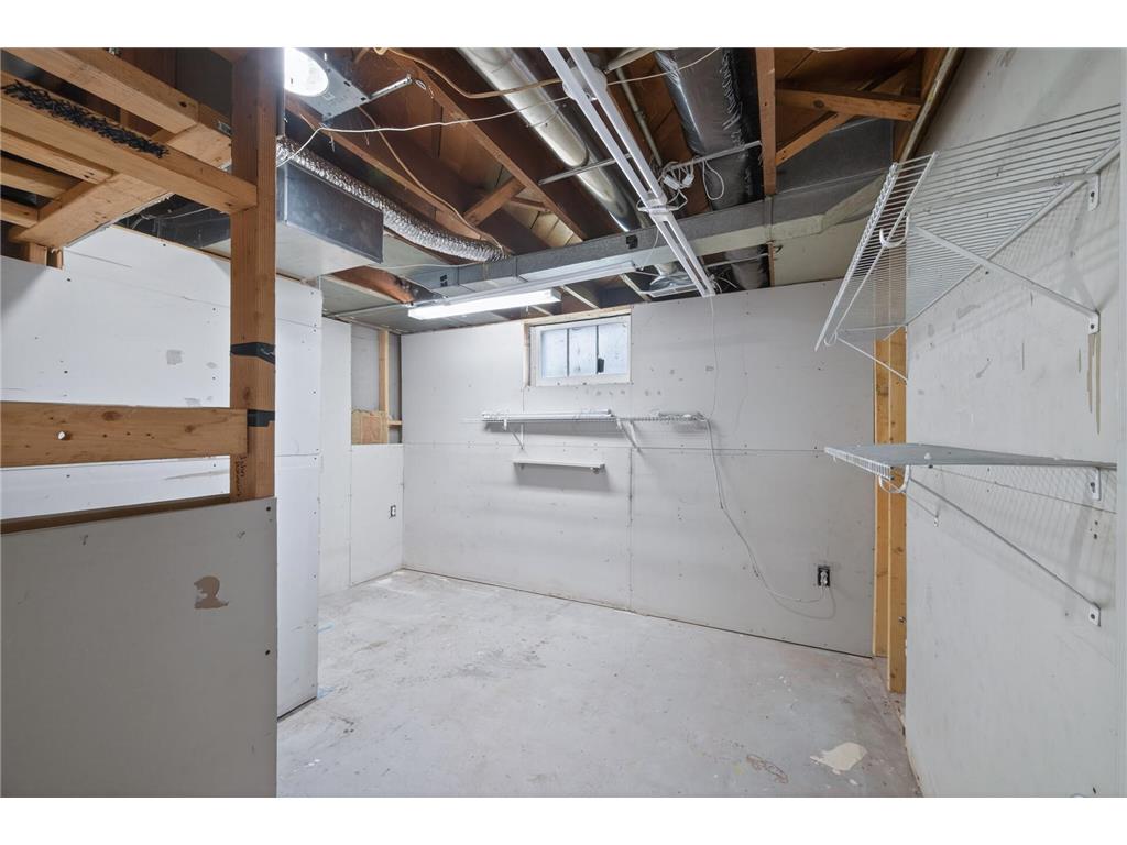 2719 16th Avenue E North Saint Paul MN 55109 7082525 image31