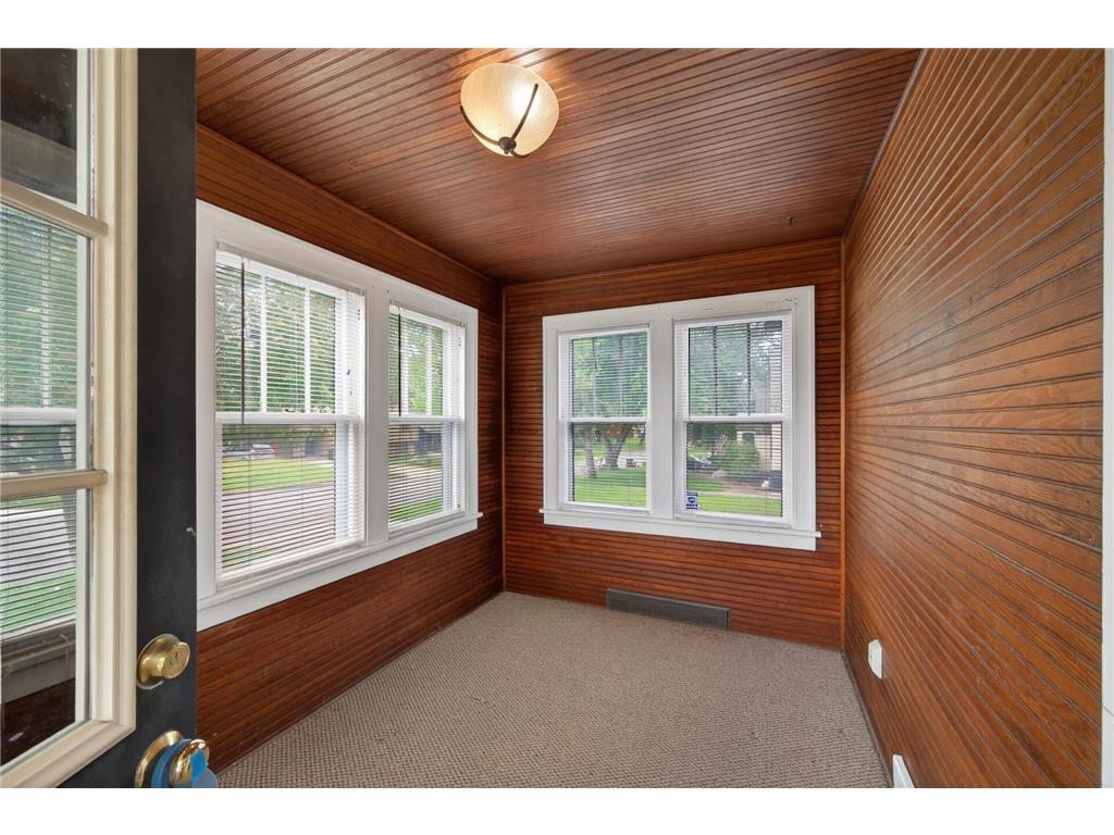 2719 16th Avenue E North Saint Paul MN 55109 7082525 image8