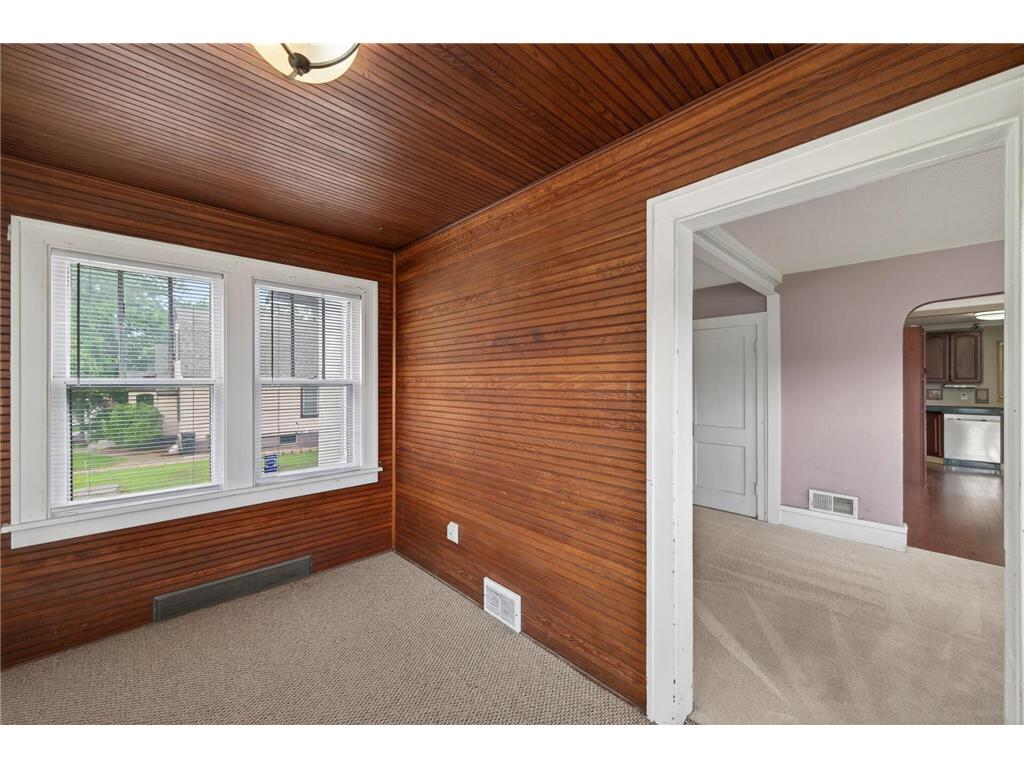 2719 16th Avenue E North Saint Paul MN 55109 7082525 image9