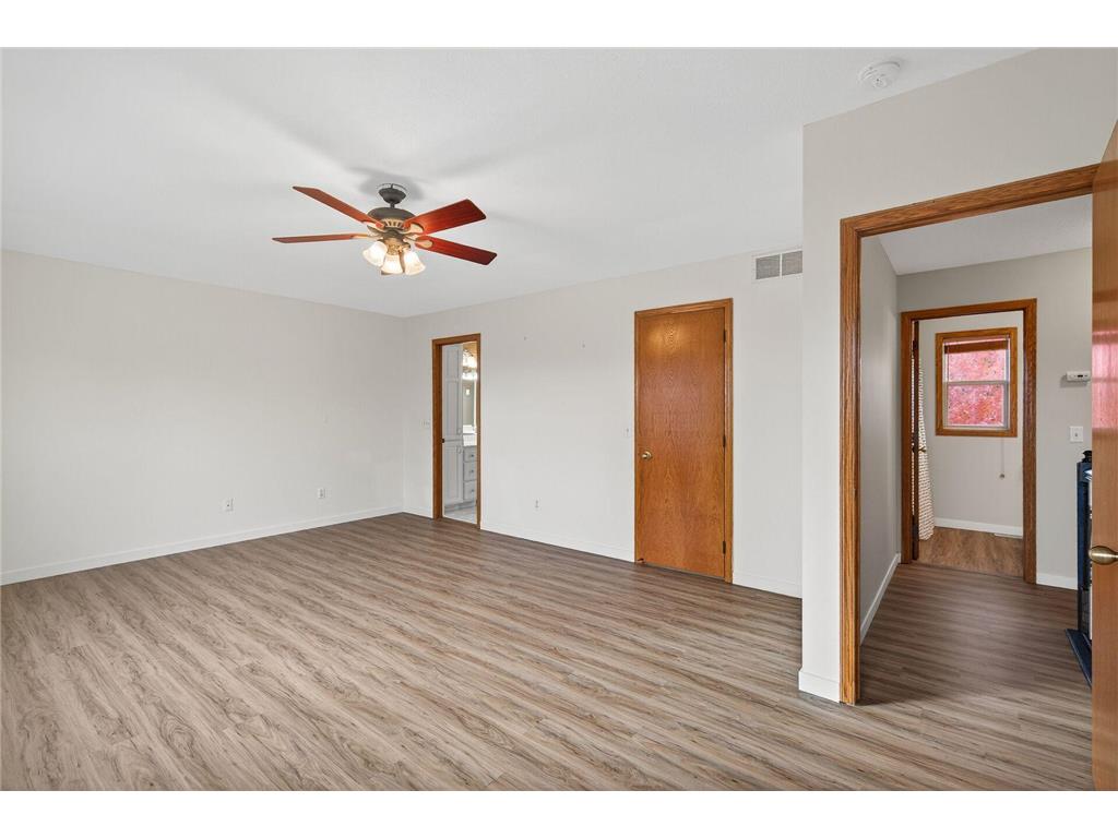 27190 Dupont Avenue New Market Twp MN 55020 7009540 image22