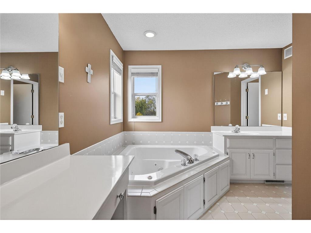 27190 Dupont Avenue New Market Twp MN 55020 7009540 image26