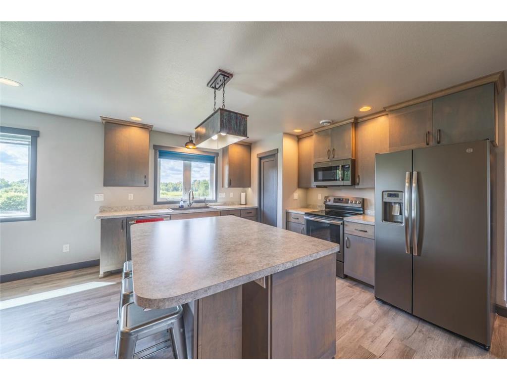 27196 Co Hwy 21 Detroit Lakes MN 56501 7006785 image10