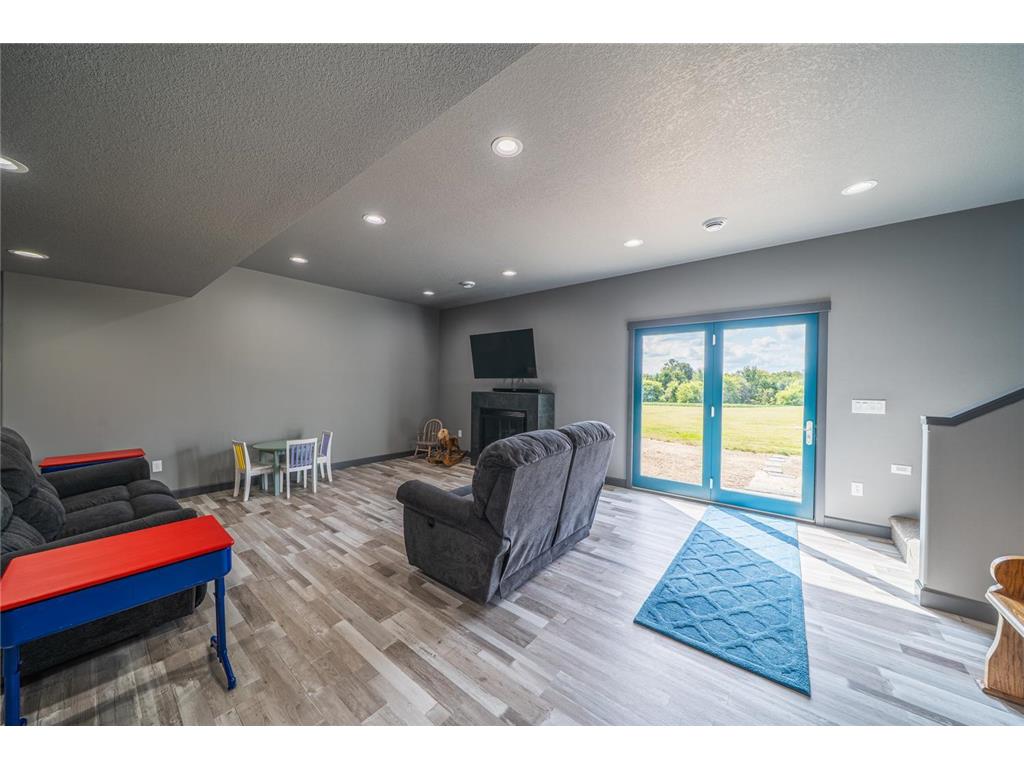 27196 Co Hwy 21 Detroit Lakes MN 56501 7006785 image21