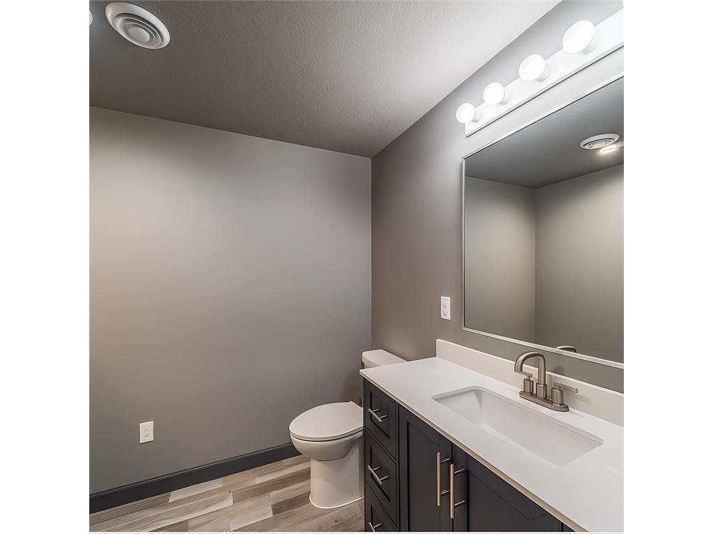 27196 Co Hwy 21 Detroit Lakes MN 56501 7006785 image26