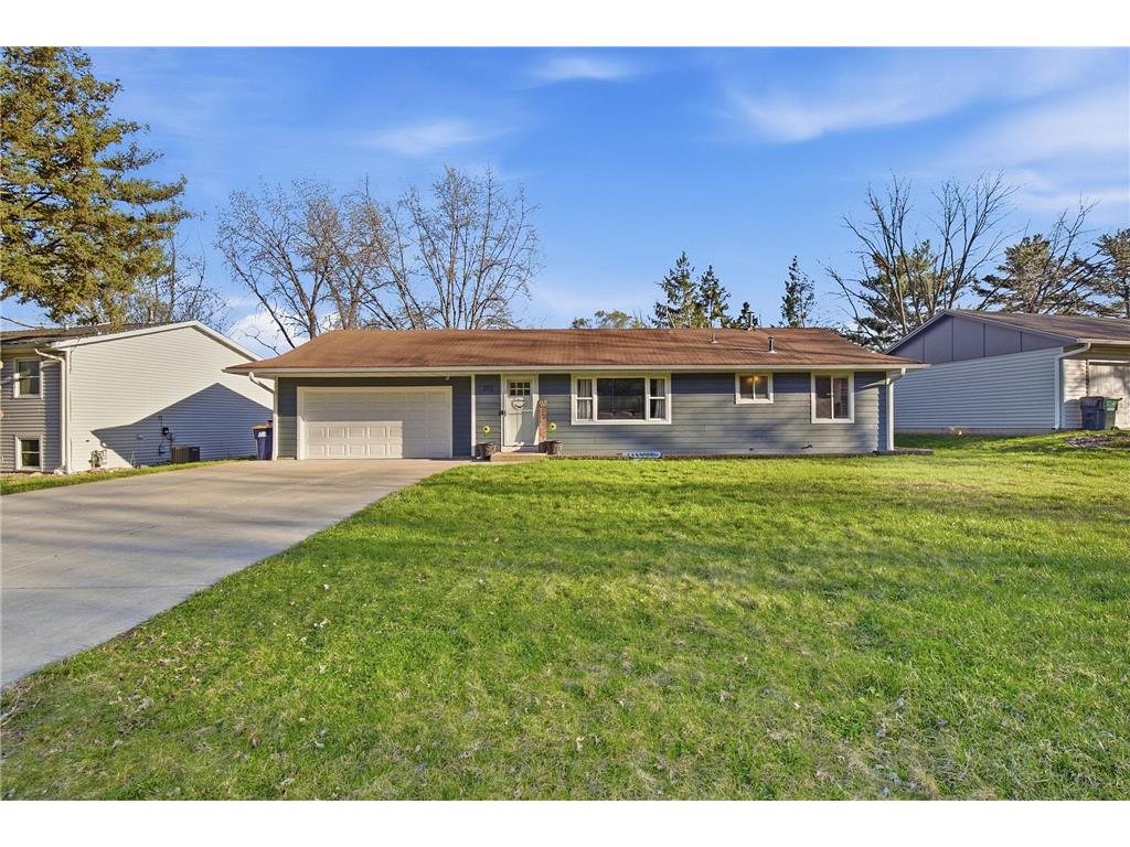 272 Pinewood Drive Apple Valley MN 55124 7057849 image1