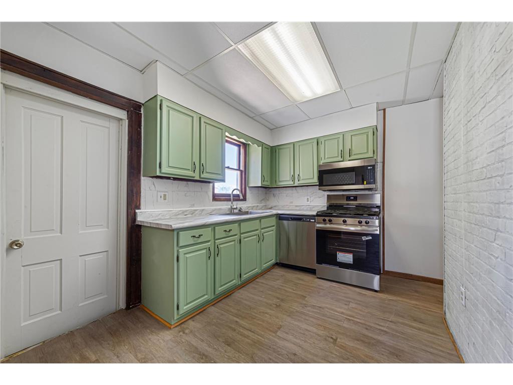 272 W Tyrone Street Le Center MN 56057 7068040 image12