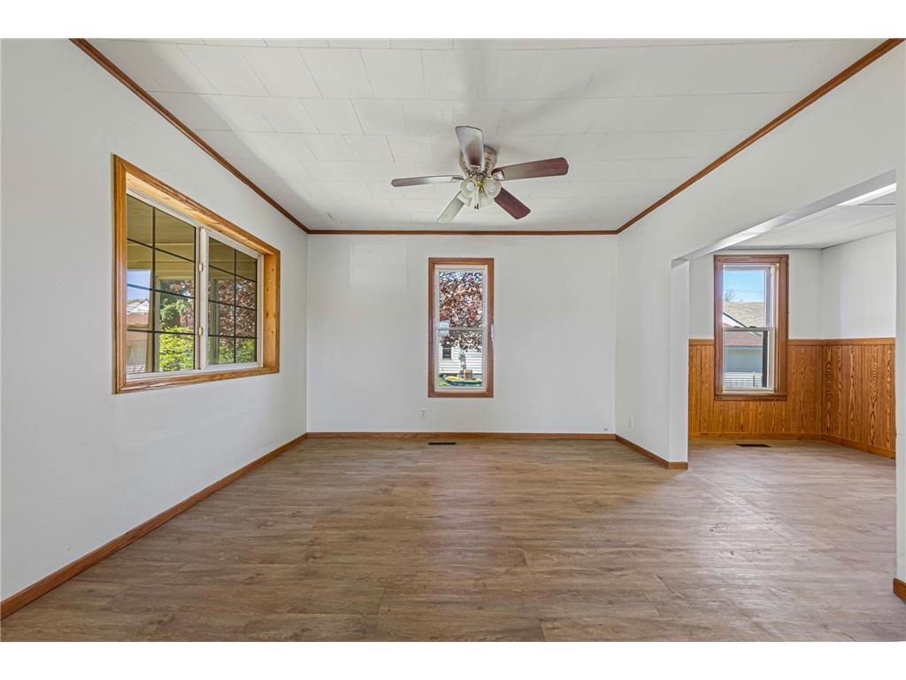 272 W Tyrone Street Le Center MN 56057 7068040 image8