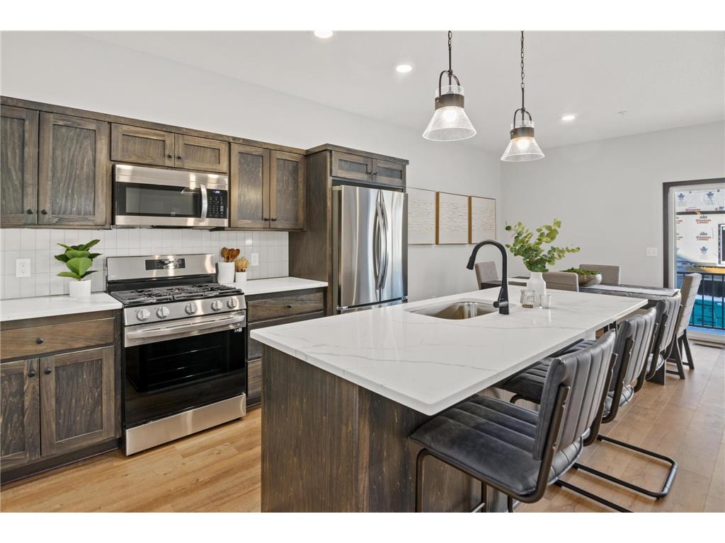 2720 128th Avenue NW Coon Rapids MN 55434 6356416 image1