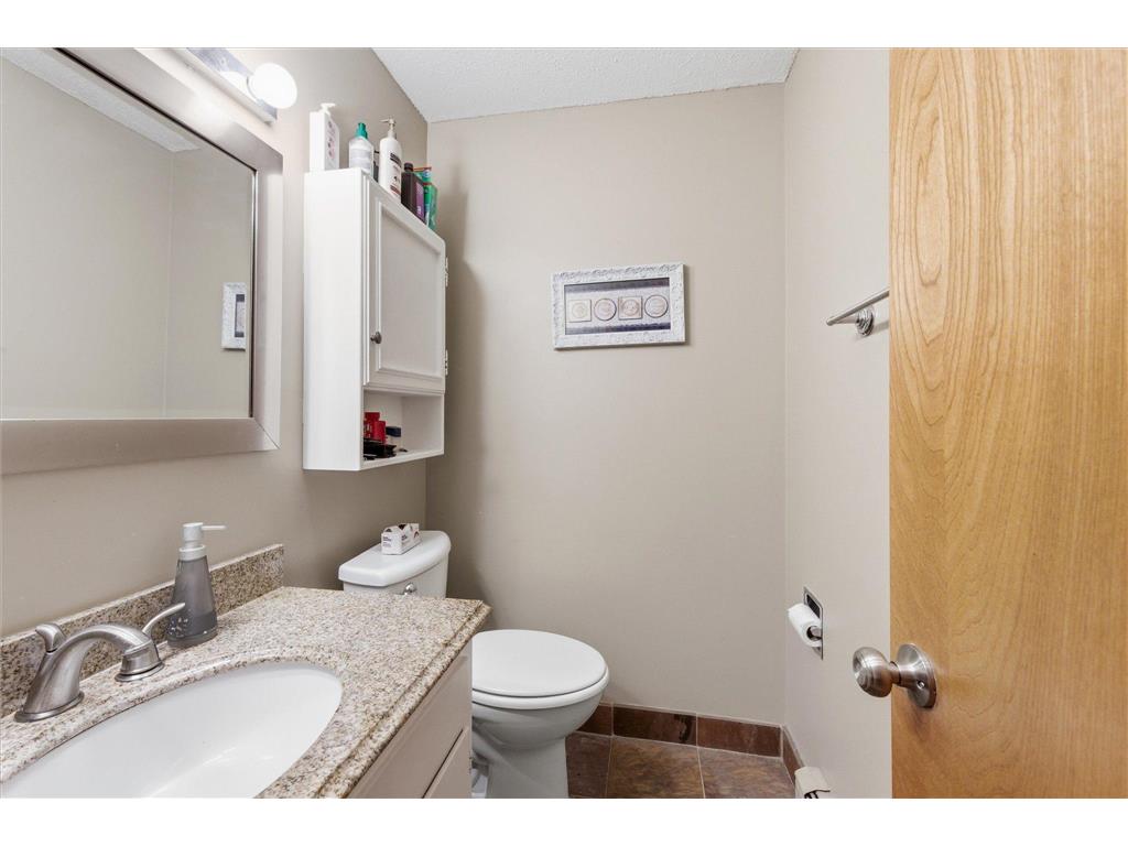 2720 Dale Street N #C114 Roseville MN 55113 7036491 image11
