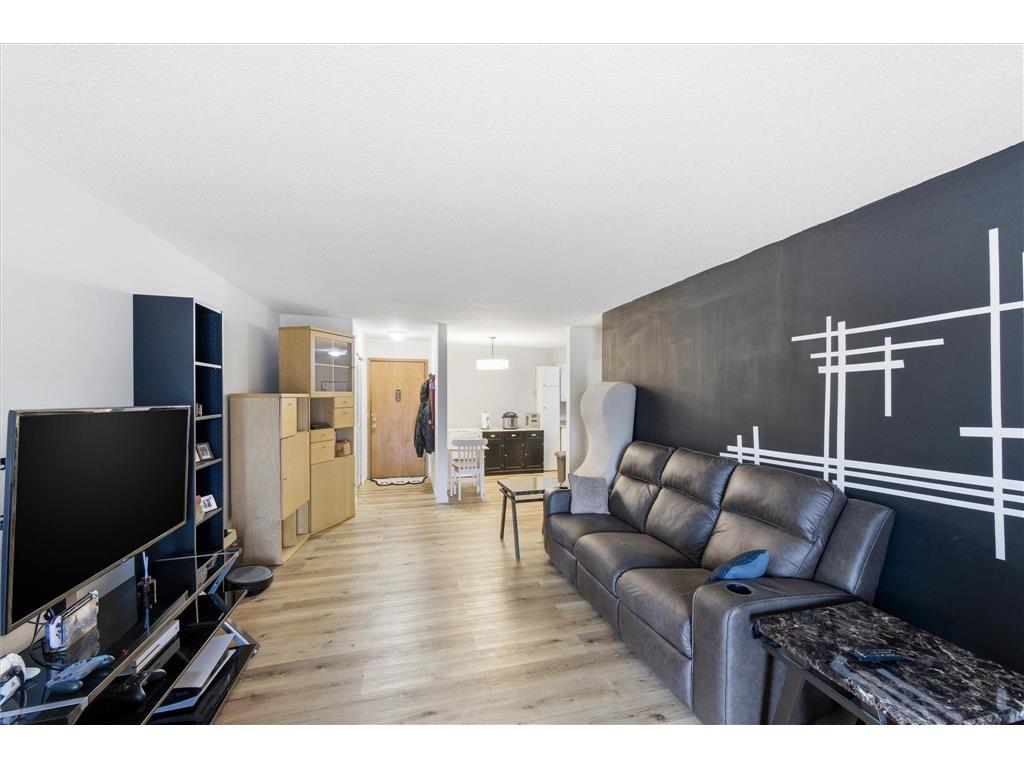 2720 Dale Street N #C114 Roseville MN 55113 7036491 image3