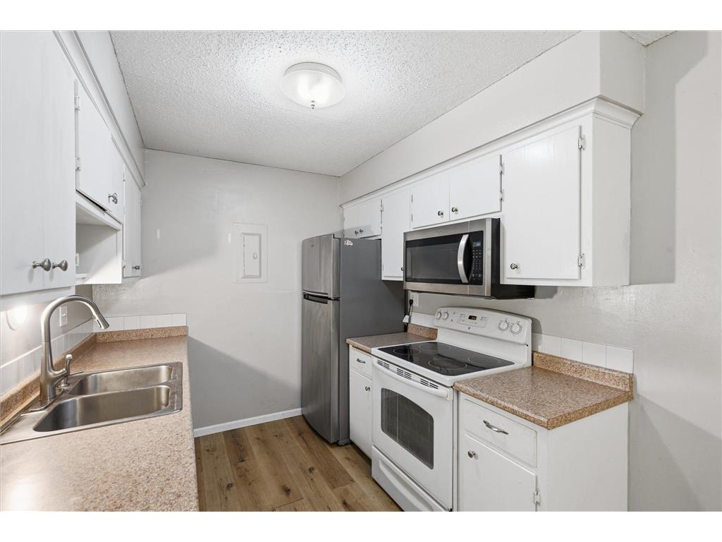 2720 Dale Street N #C114 Roseville MN 55113 7036491 image30