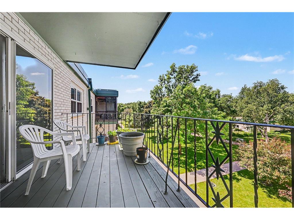 2720 Dale Street N #C313 Roseville MN 55113 7085476 image11