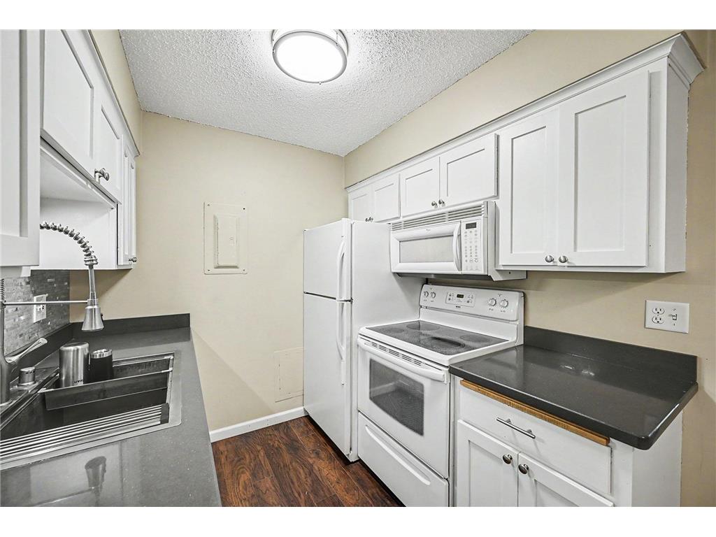2720 Dale Street N #C313 Roseville MN 55113 7085476 image6