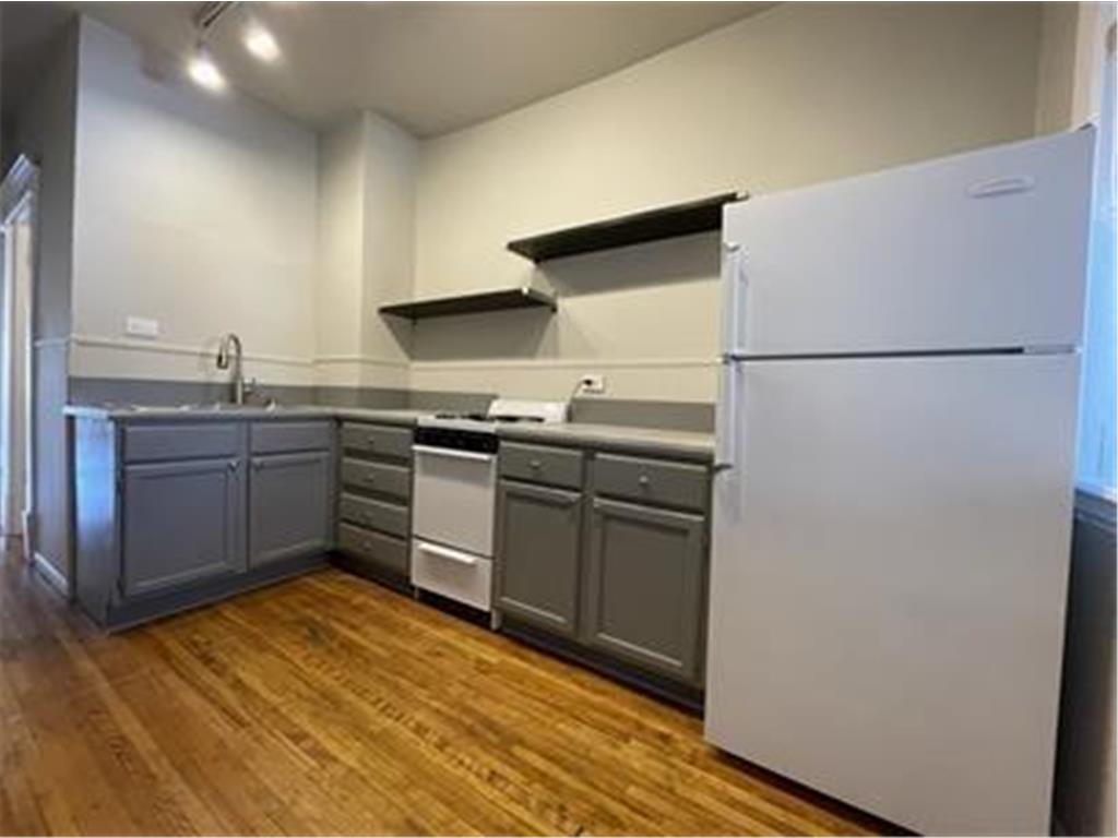 2720 Dupont Avenue S Minneapolis MN 55408 7076234 image4