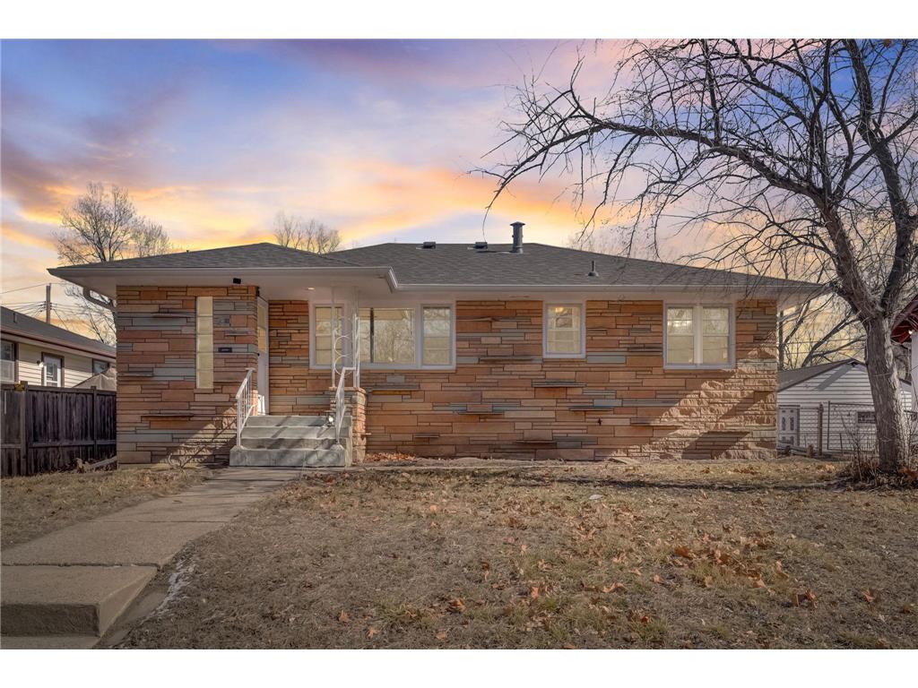 2720 Irving Avenue N Minneapolis MN 55411 6487307 image1