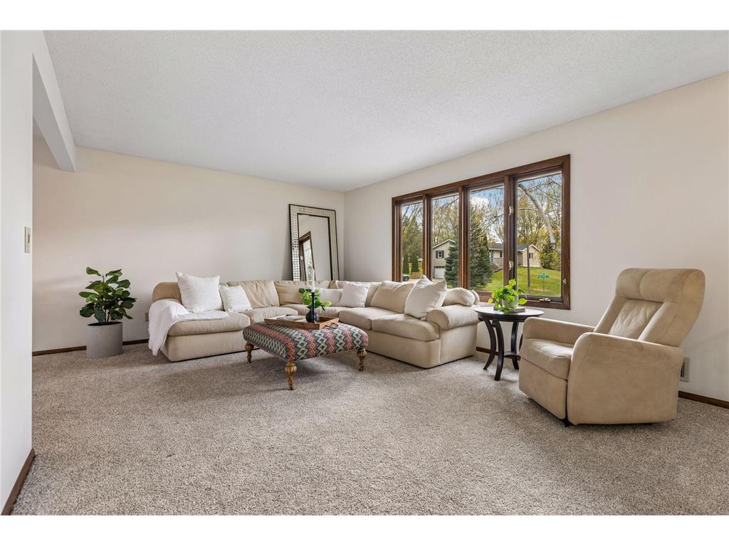 2720 Pineview Lane N Plymouth MN 55441 7028754 image2