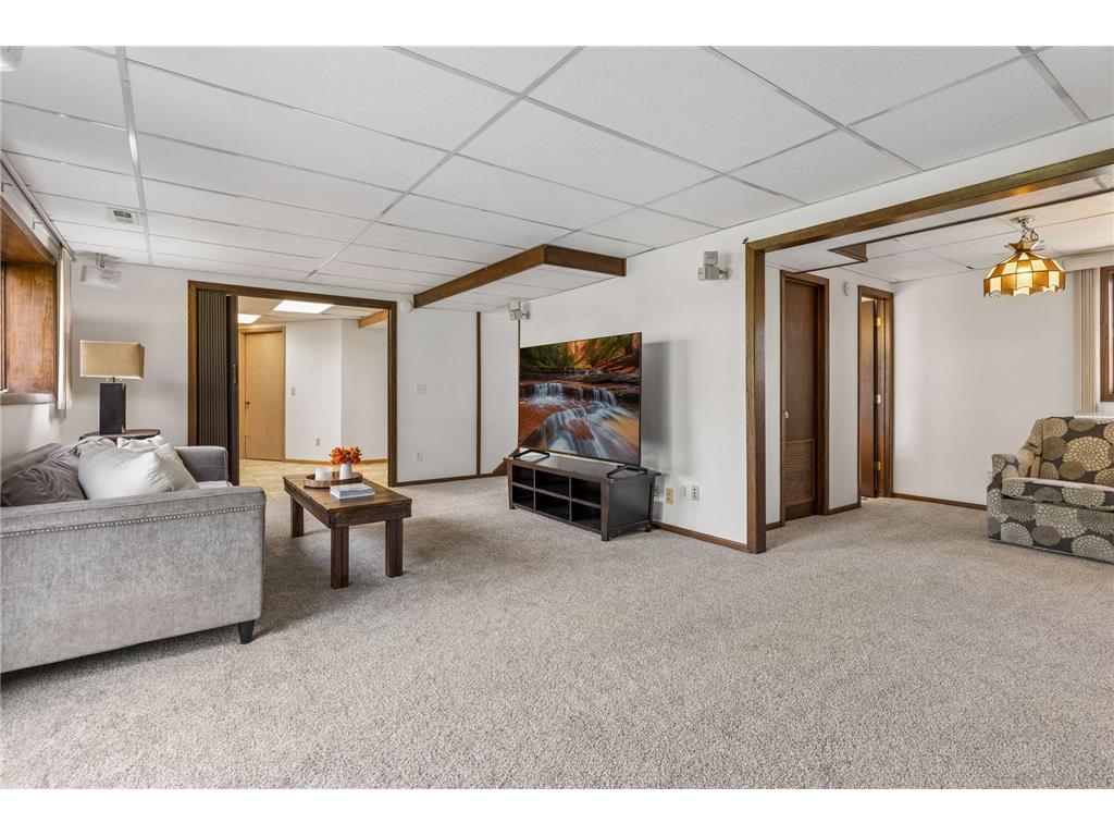 2720 Pineview Lane N Plymouth MN 55441 7028754 image24