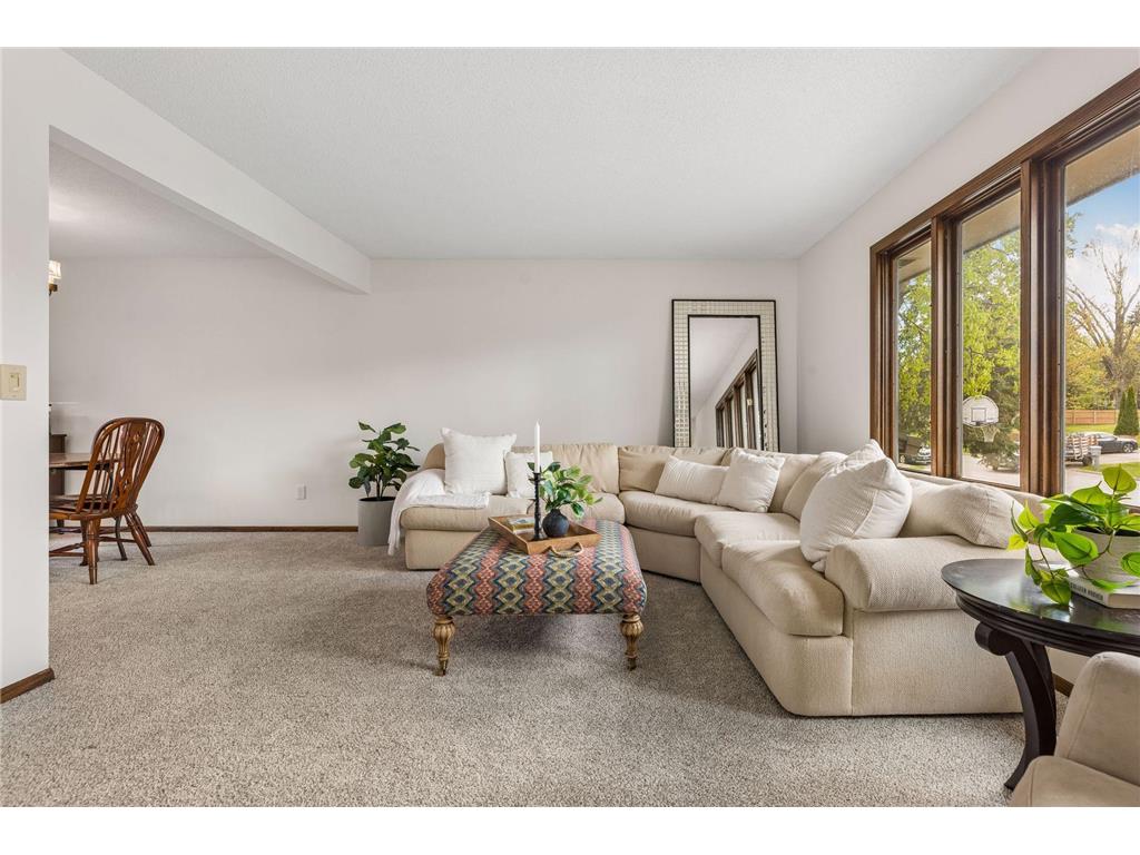 2720 Pineview Lane N Plymouth MN 55441 7028754 image3