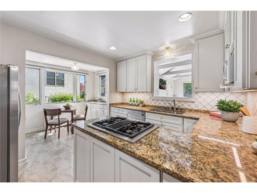 2720 Sunset Boulevard Minneapolis MN 55416 7084230 image10