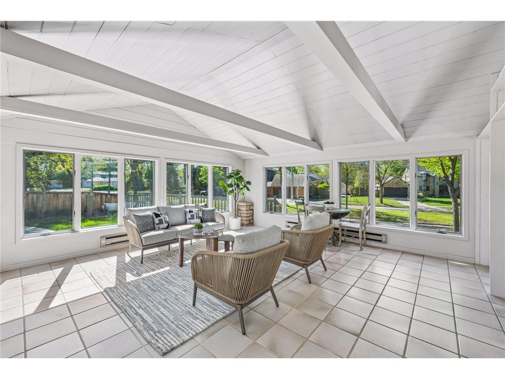 2720 Sunset Boulevard Minneapolis MN 55416 7084230 image15