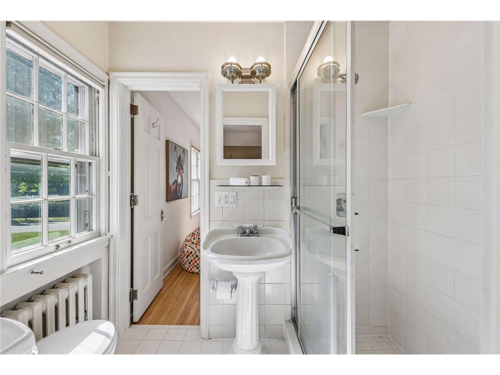 2720 Sunset Boulevard Minneapolis MN 55416 7084230 image24