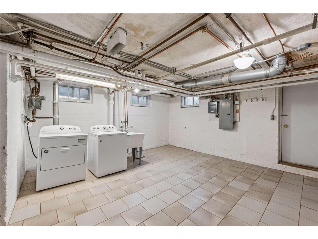 2720 Sunset Boulevard Minneapolis MN 55416 7084230 image29