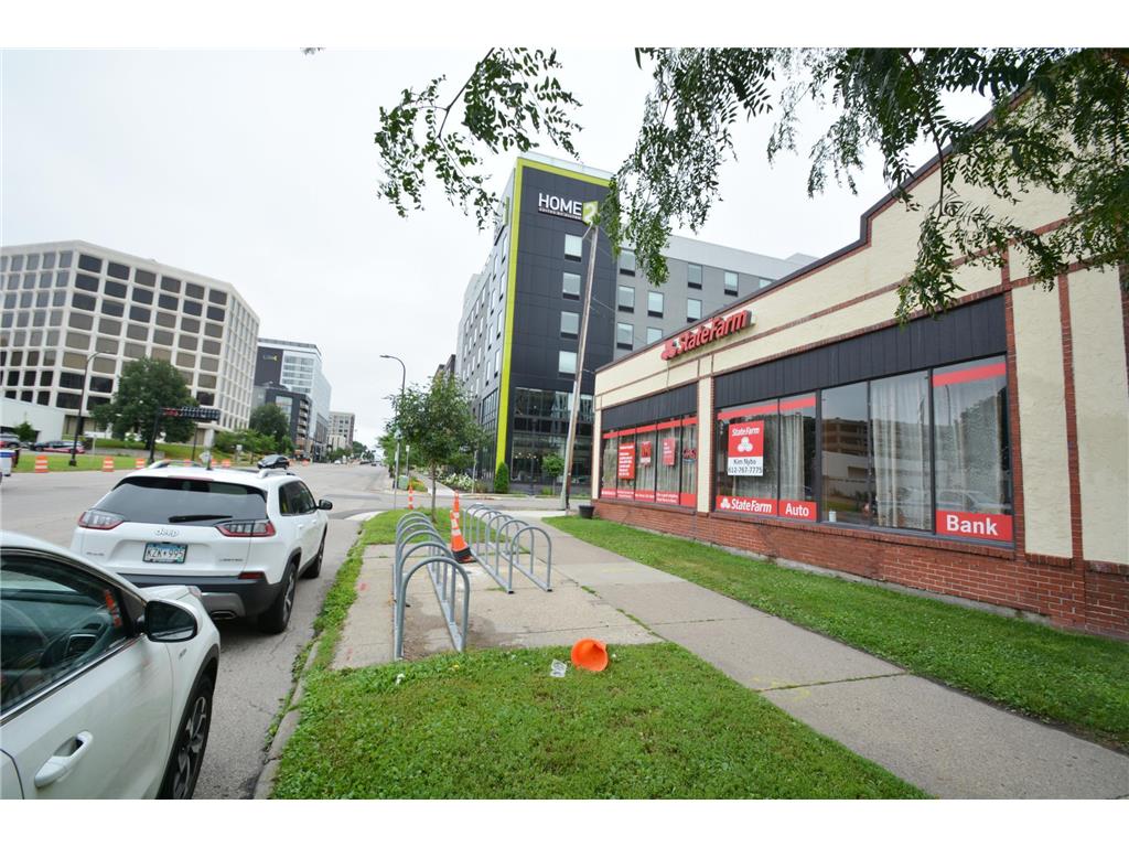 2720 University Avenue SE Minneapolis MN 55414 7016666 image2