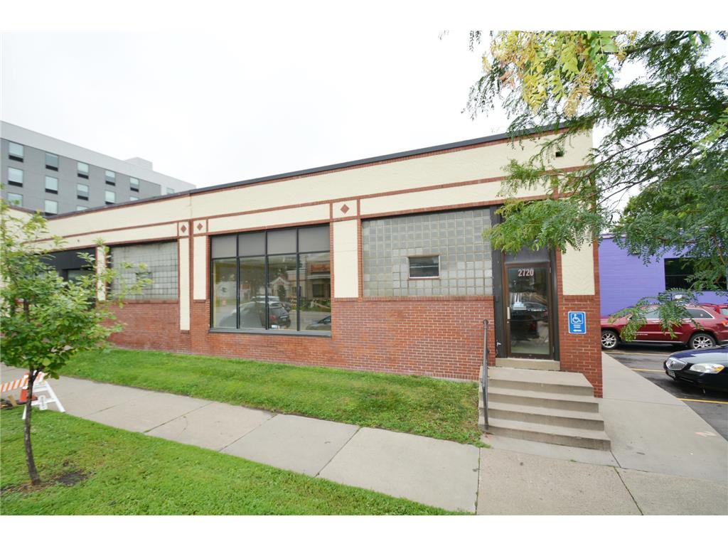 2720 University Avenue SE Minneapolis MN 55414 7016666 image4