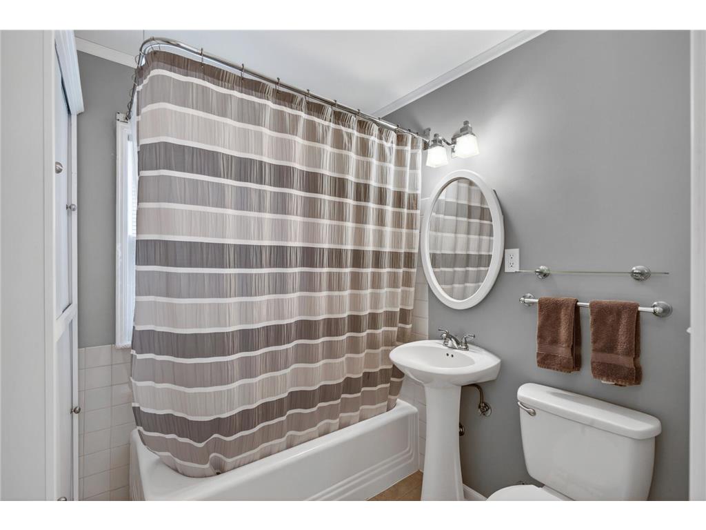 2720 Webster Avenue S Saint Louis Park MN 55416 7048248 image17