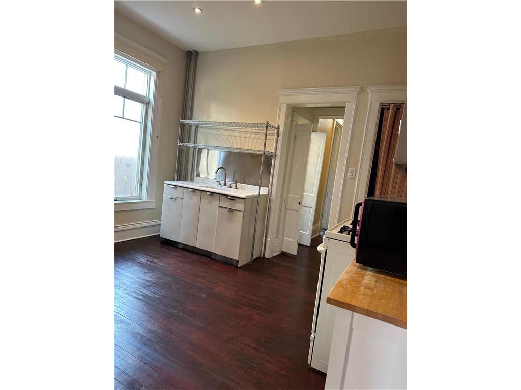2721 Columbus Avenue Minneapolis MN 55407 7084022 image6