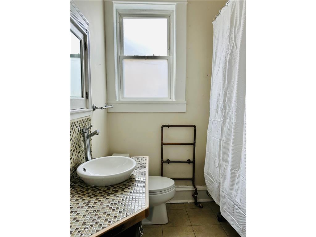 2721 Columbus Avenue Minneapolis MN 55407 7084022 image8