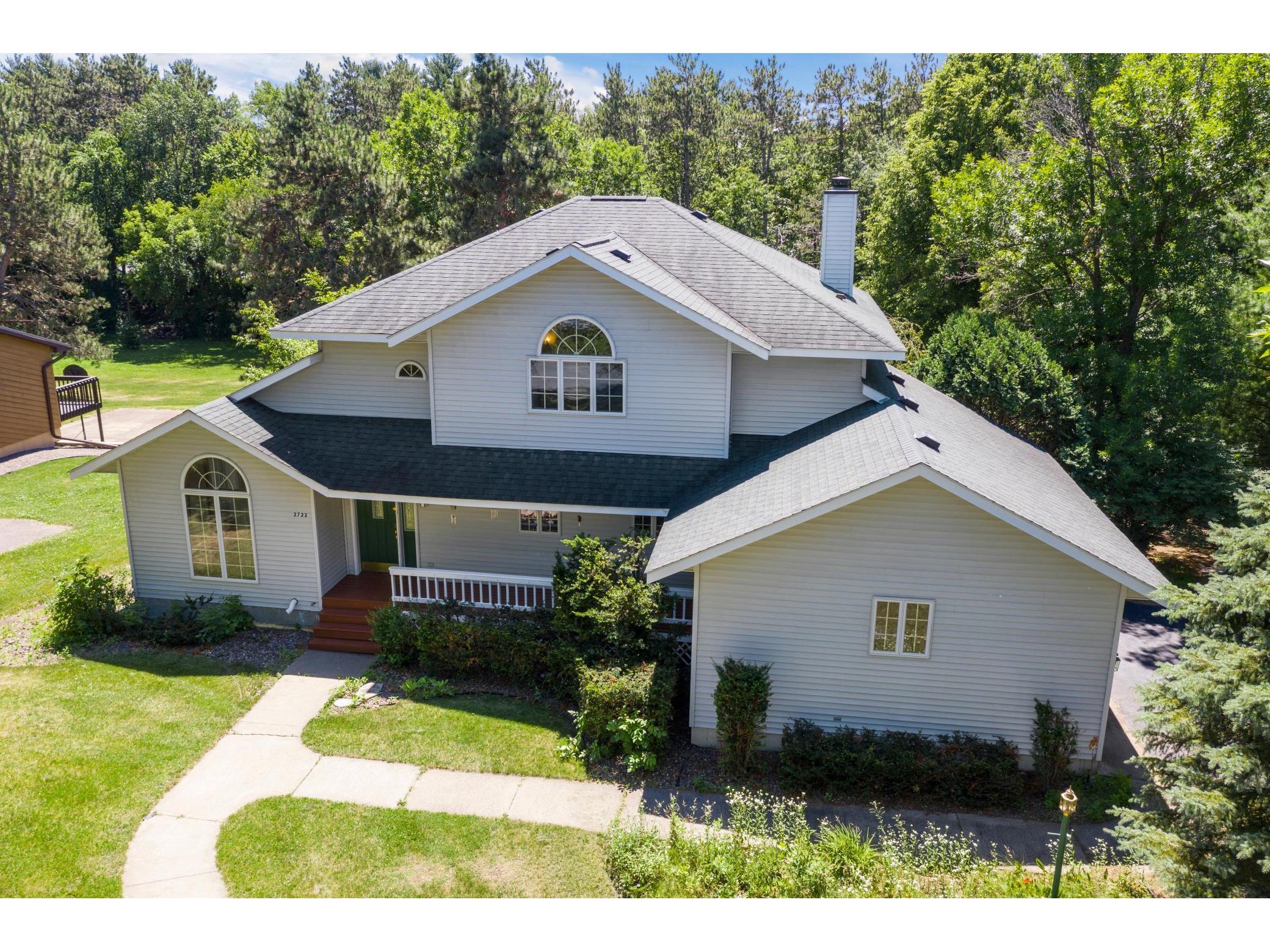 2722 Cherry Blossom Lane, Menomonie, WI 54751 MLS 6019039 Edina Realty