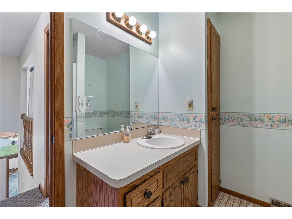 2722 Innsbruck Drive New Brighton MN 55112 7038699 image22