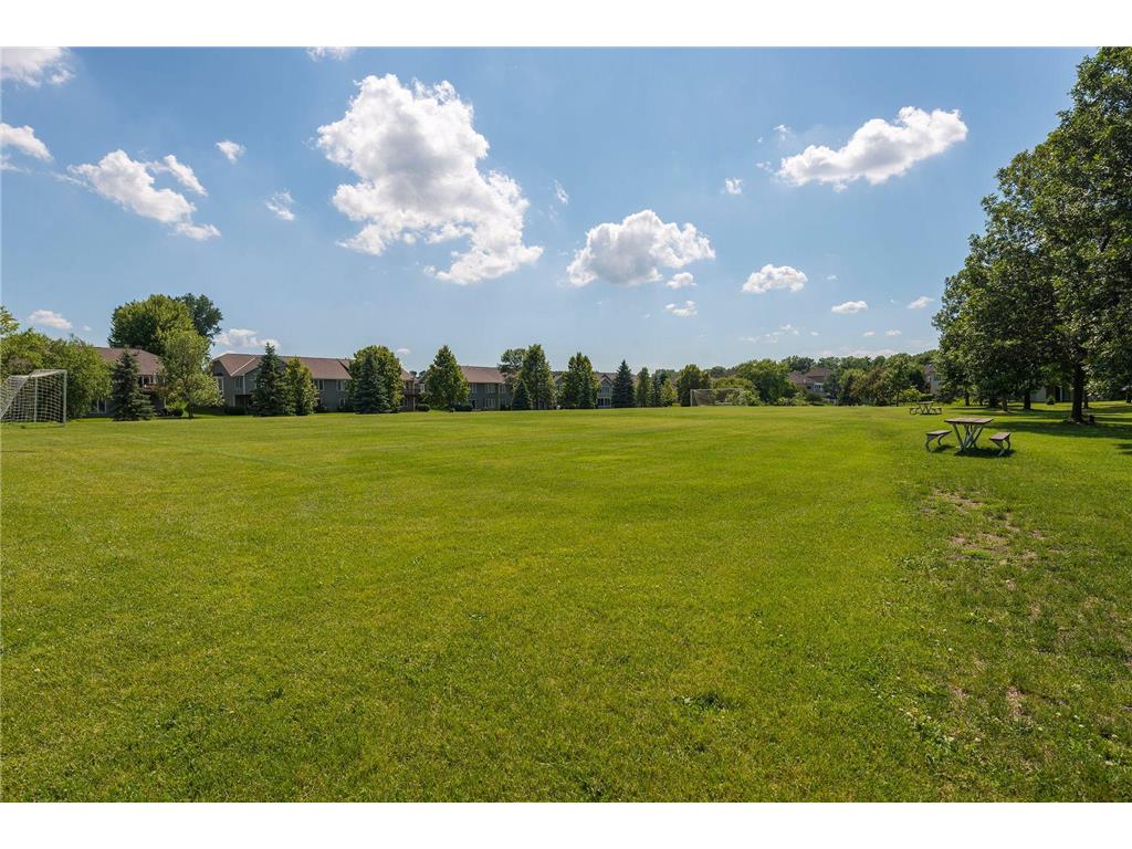 2722 Innsbruck Drive New Brighton MN 55112 7038699 image40