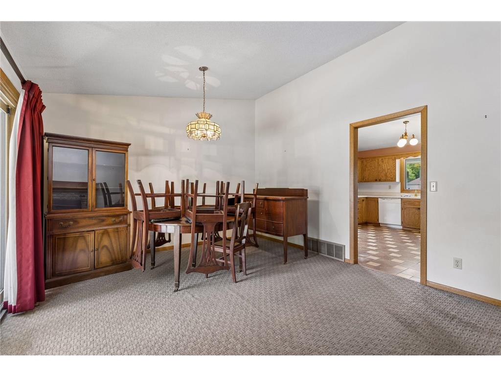 2722 Innsbruck Drive New Brighton MN 55112 7038699 image7
