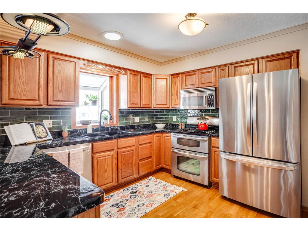 2722 Vale Crest Road Crystal MN 55422 7067537 image1